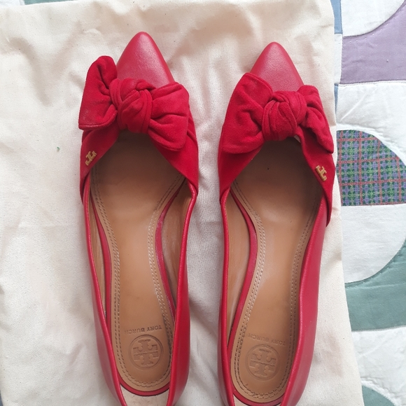 Tory Burch Shoes - Tory Burch point toe red bow flats